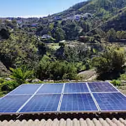Instalación con Panel Solar 500W Deep Blue 3.0 JA Solar