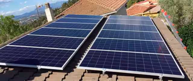 Placas solares instaladas policritalinas