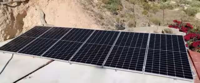 Instalación aislada en Alicante con Voltronic