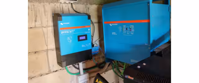 Instalación aislada en Madrid con Victron y Pylontech