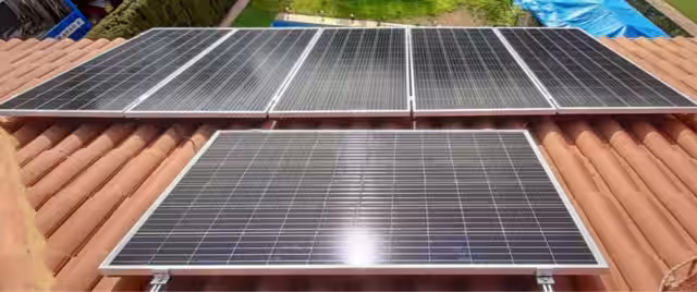 Instalación paneles solares en Granada