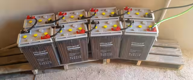 Instalación kit solar con baterías Utiel