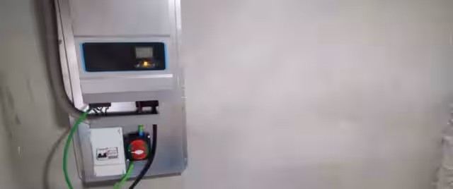 Instalación solar fotovoltaica para vivienda aislada de la red eléctrica en Castellón