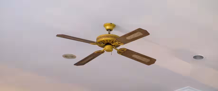 Qué gasta más luz: ¿un ventilador de techo o un ventilador de pie?