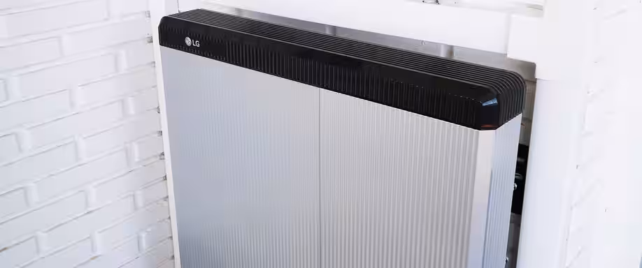 Crean la primera batería solar de Co2 totalmente recargable