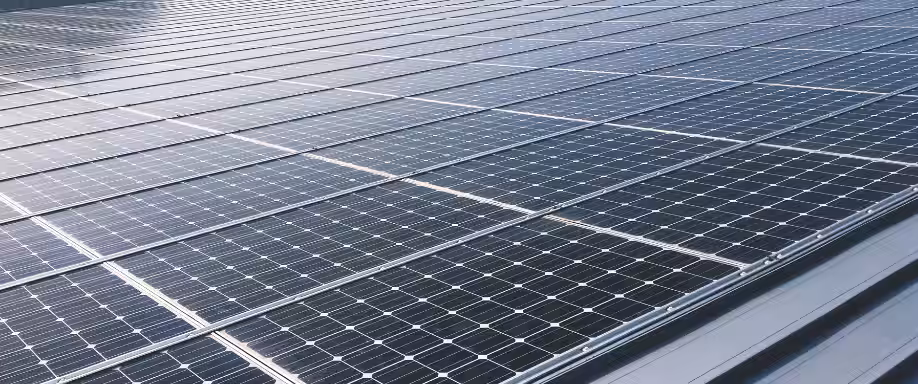 Ejemplo de cálculo del número de paneles fotovoltaicos necesarios para una vivienda en Valencia
