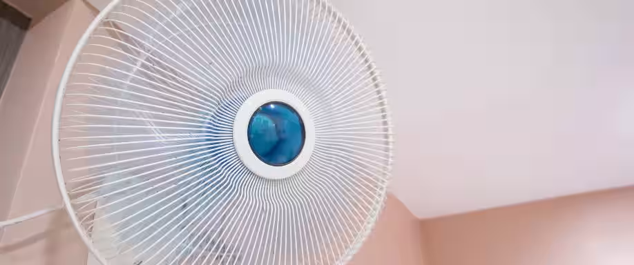 ¿Cómo funcionan los ventiladores de pared?