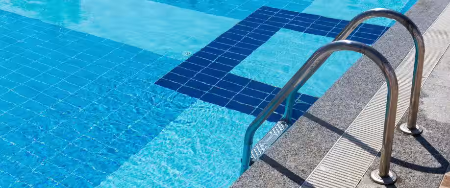 ¿Cómo saber qué bomba necesito para mi piscina?
