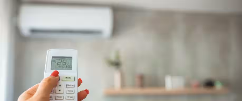 ¿Cuánto gasta un aire acondicionado inverter​?