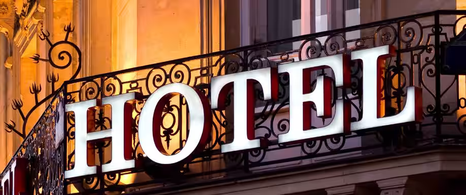 Hoteles con cargador coche eléctrico (En España)