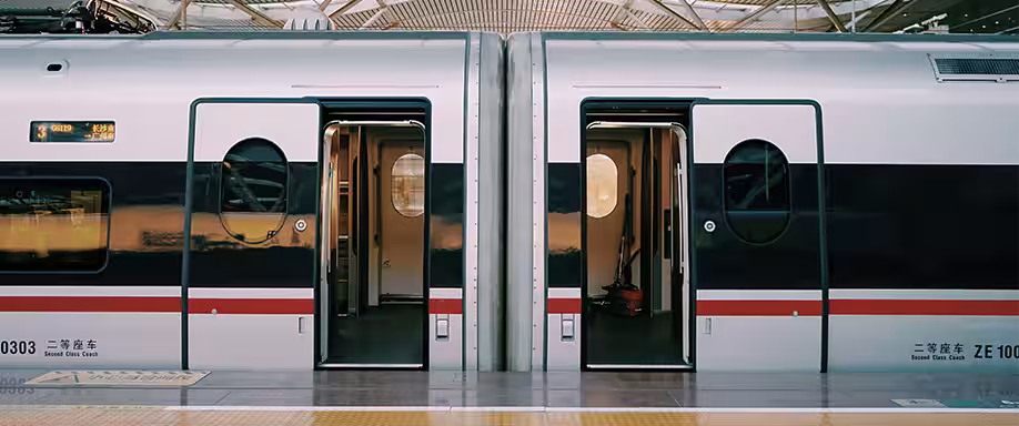 Trenes solares para reducir la contaminación