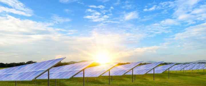 ¿Cuánto espacio se necesita para una estructura de un panel solar?