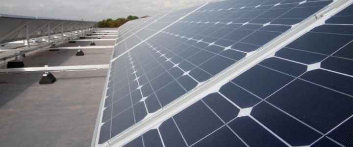 ¿Cómo ampliar una instalación fotovoltaica con microinversores?