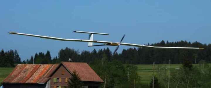 Desarrollan el primer dron capaz de recorrer largas distancias utilizando energía fotovoltaica