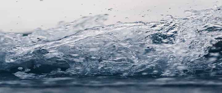 ¿Cuál es la potencia que debe tener una bomba de agua?