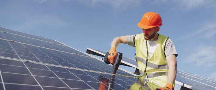 ¿Puedo instalar yo mismo placas solares?