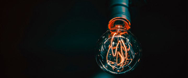 Qué potencia de luz necesito